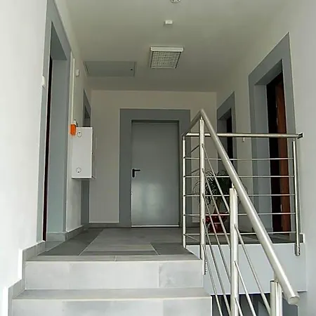 L26 Lopuszanska פארק נופש ורשה