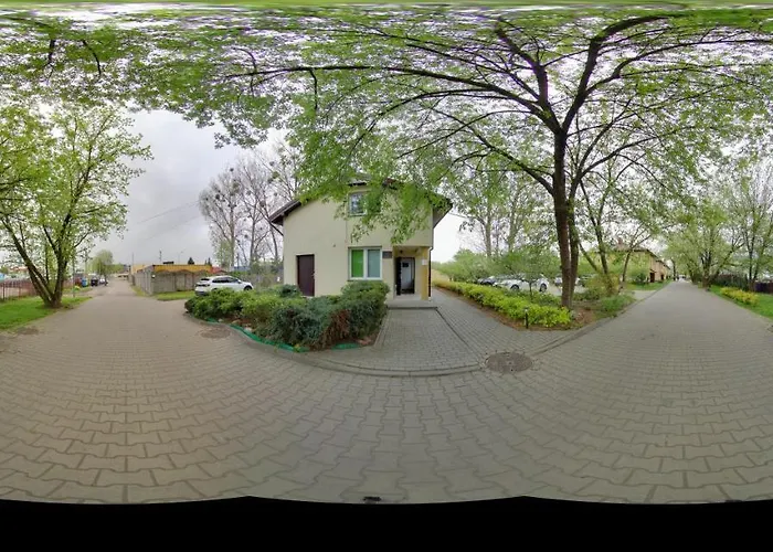 L26 Lopuszanska Üdülőpark Varsó